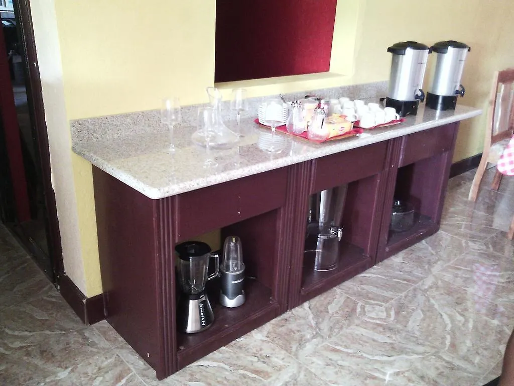 Hotel Tropik Leadonna Montego Bay