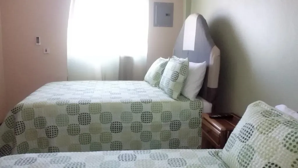 ***  Hotel Tropik Leadonna Montego Bay Jamaica