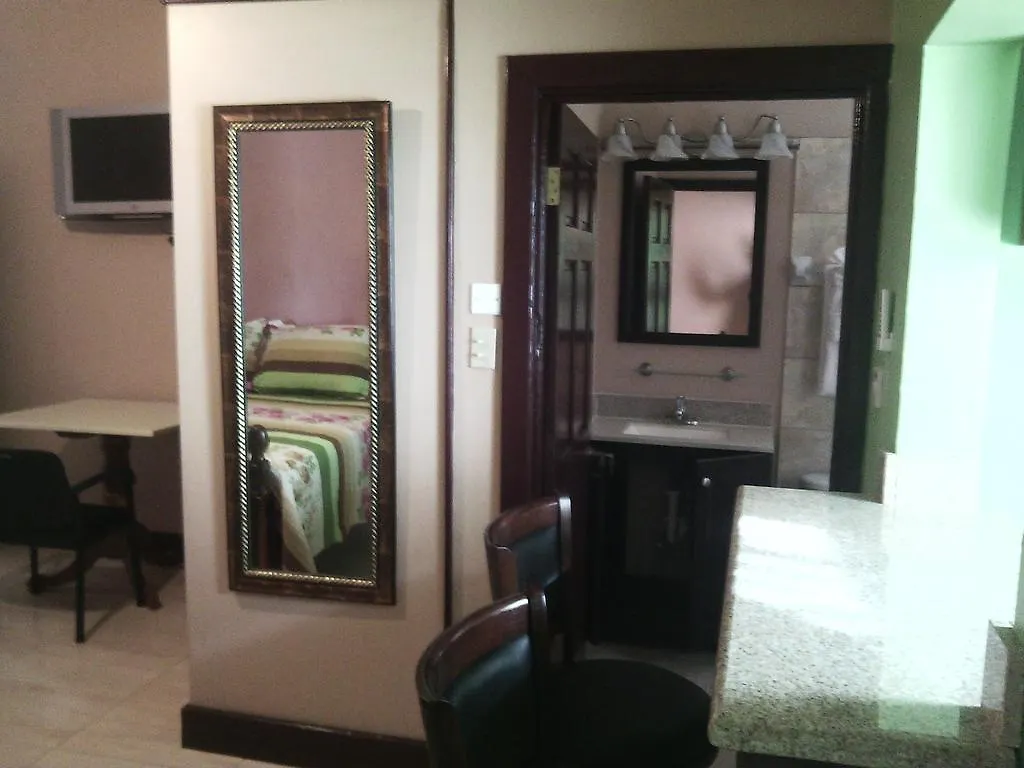 Hotel Tropik Leadonna Montego Bay