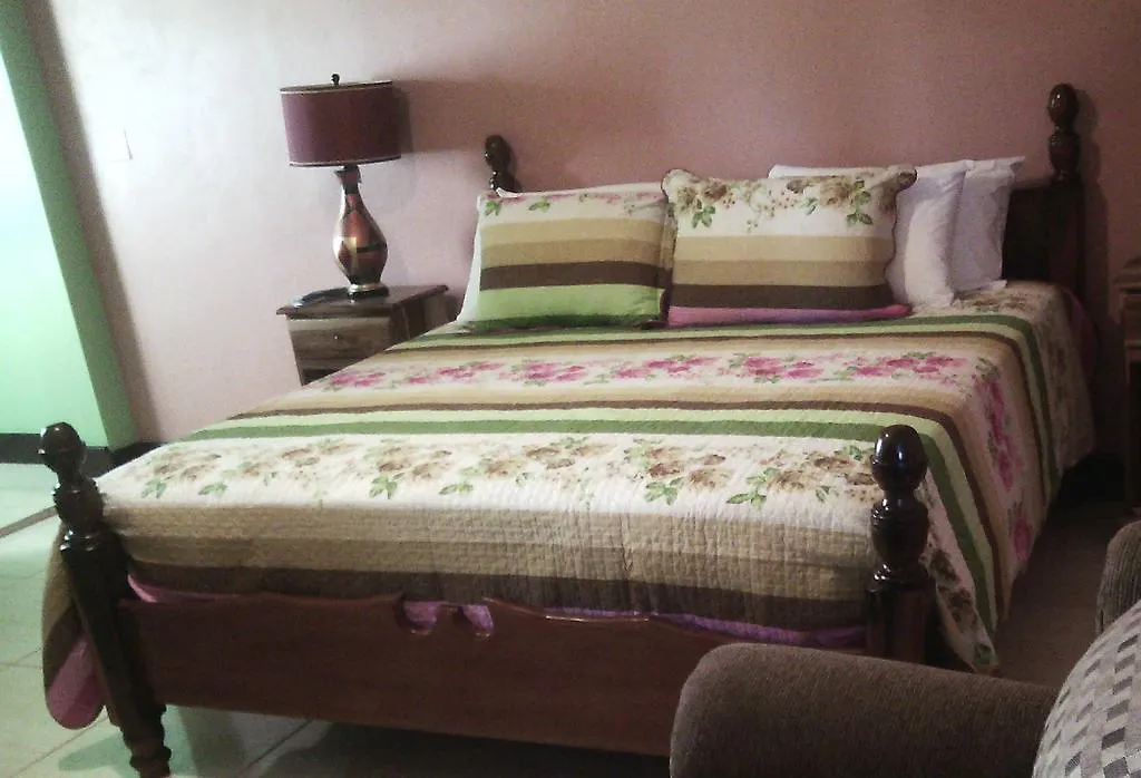 Hotel Tropik Leadonna Montego Bay
